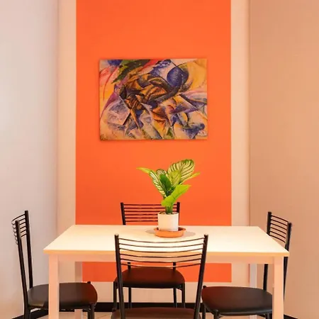 Kibilu Near Station Διαμέρισμα *